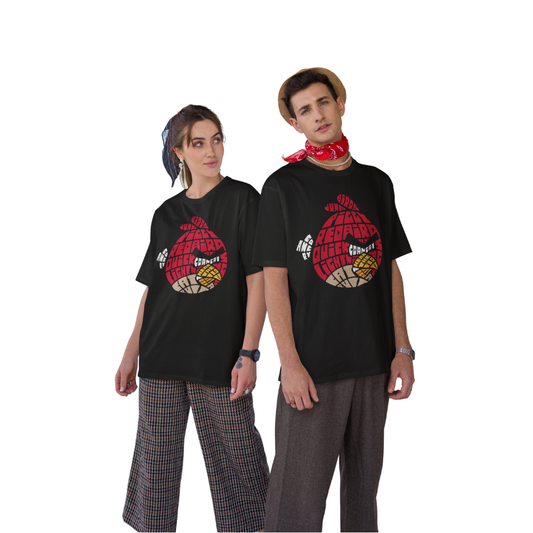 Áo thun hình Red Angry Bird tạo từ chữ như “RED BIRD”, “ANGRY”, “PIGGY”, “LIGHTNING”, “QUICK” siêu ngầu trên nền đen.