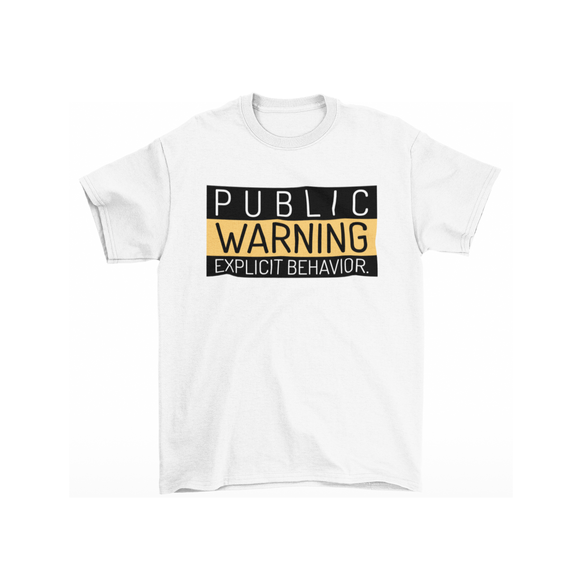 Hai người mặc áo thun trắng in chữ “PUBLIC WARNING: EXPLICIT BEHAVIOR” phong cách streetwear cá tính.