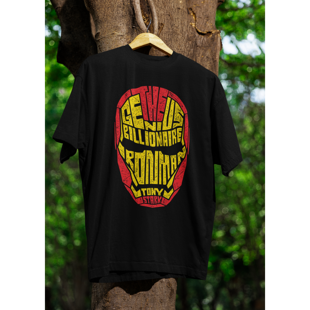 Áo thun in hình Iron Man bằng typography vàng đỏ – phong cách Tony Stark ngầu lòi.