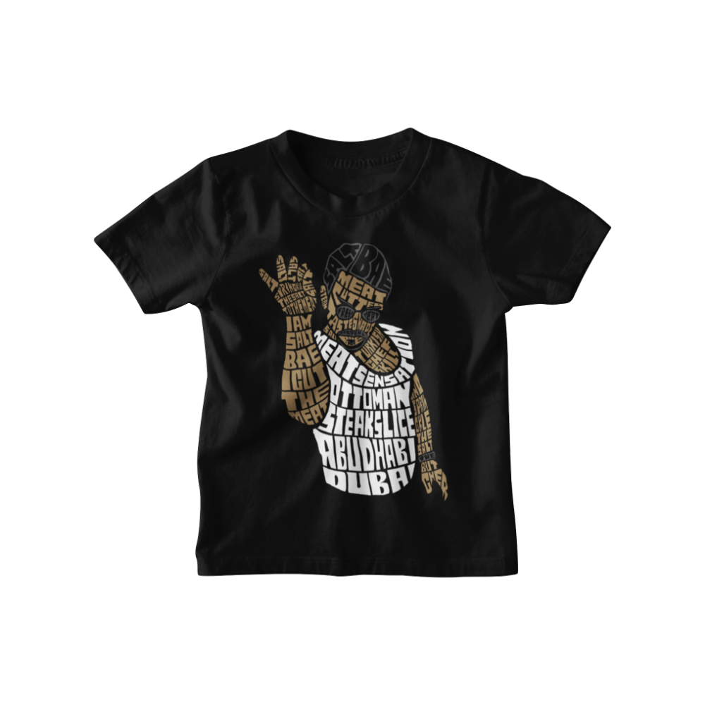 Áo thun hình Salt Bae phong cách typography, màu nâu-trắng-đen, tạo dáng rắc muối nổi tiếng
