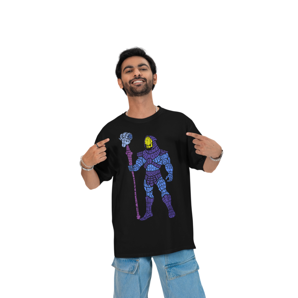 Áo thun in hình Skeletor phong cách typography màu tím xanh, cầm quyền trượng, tạo hình cool ngầu